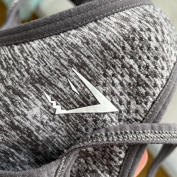 SALE!!! Gymshark sports bra !!! - Picture 4 of 4